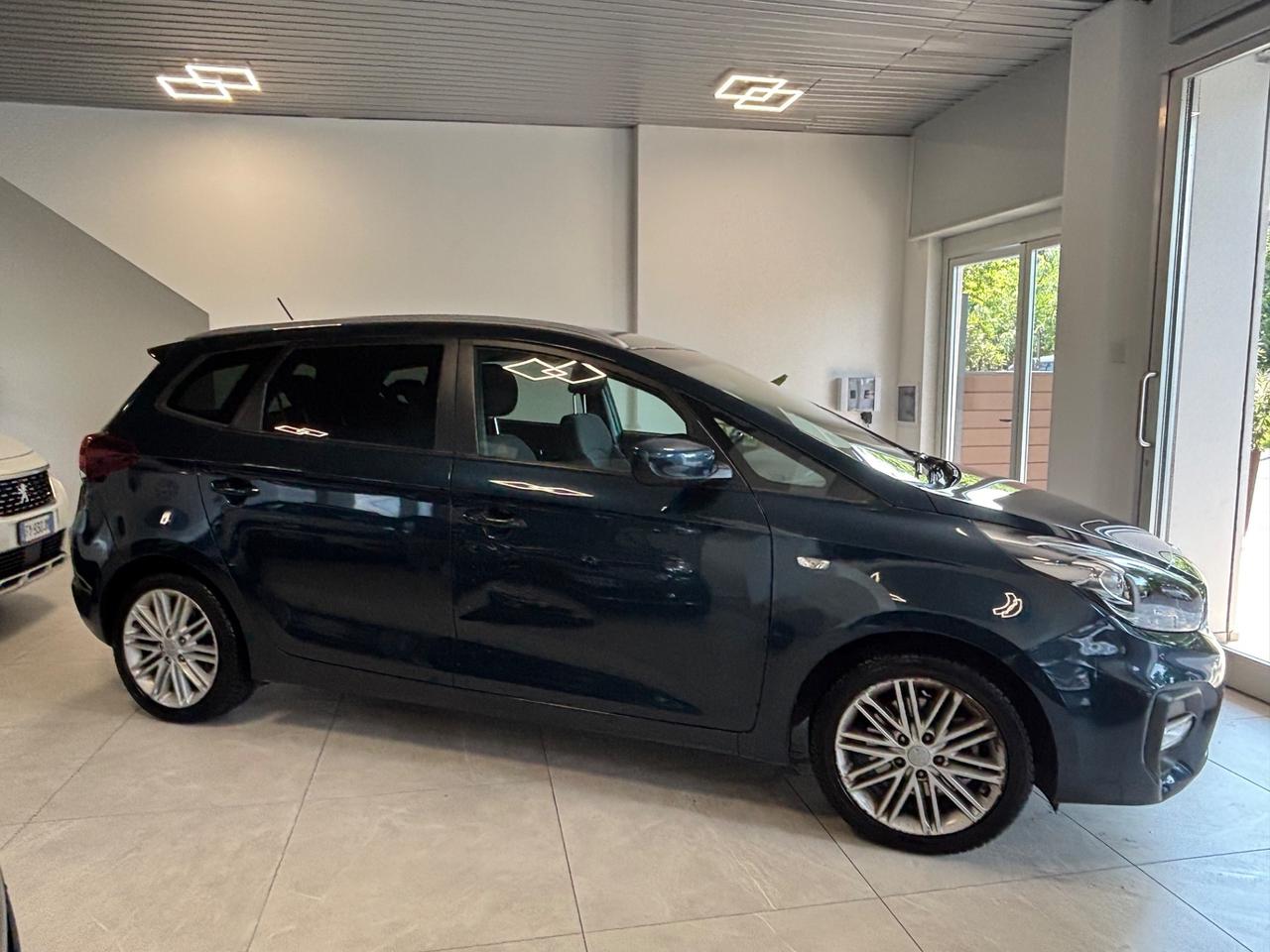 Kia Carens 1.6 GDI Cool