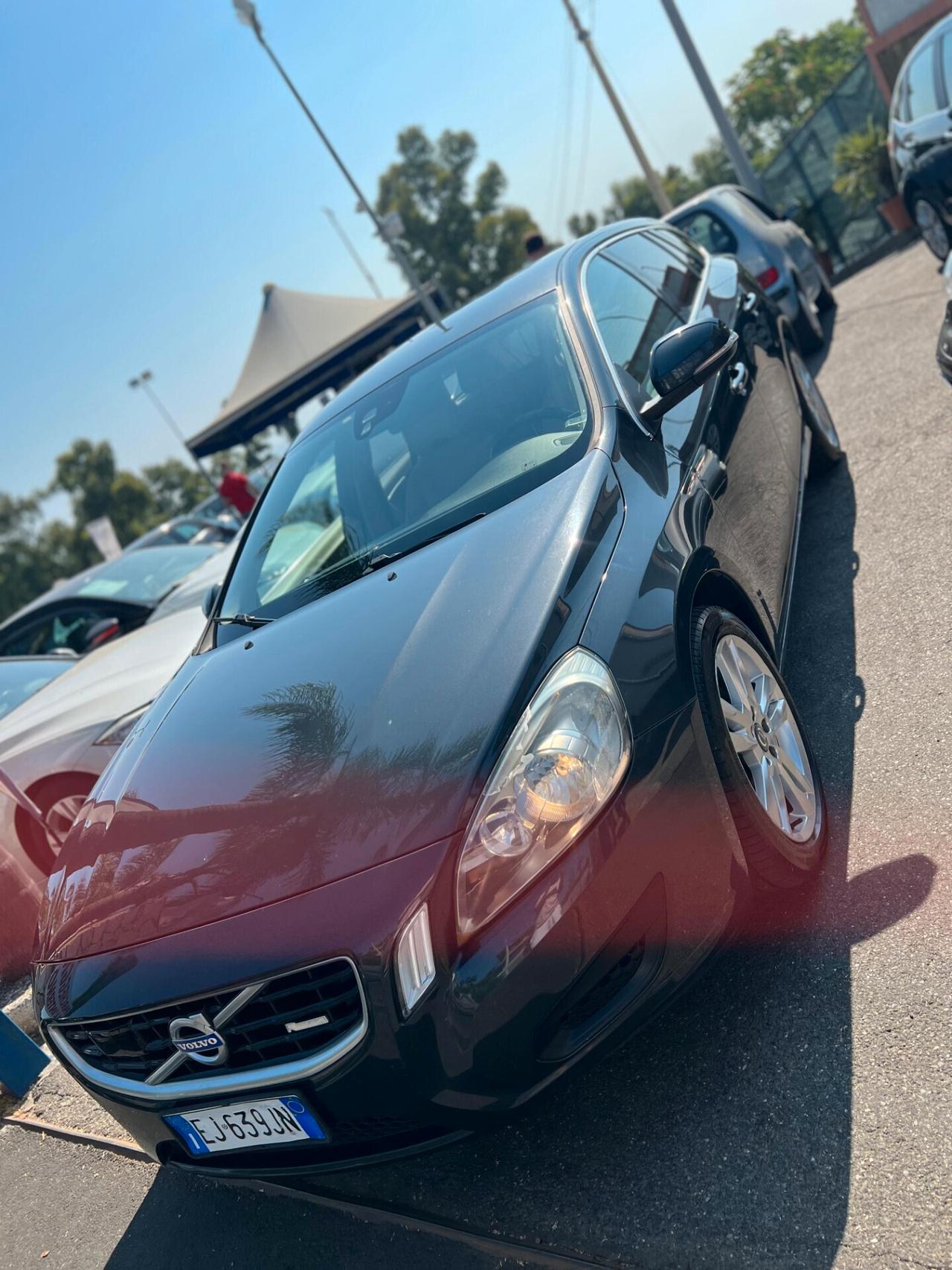 Volvo V60 D3 Geartronic Summum