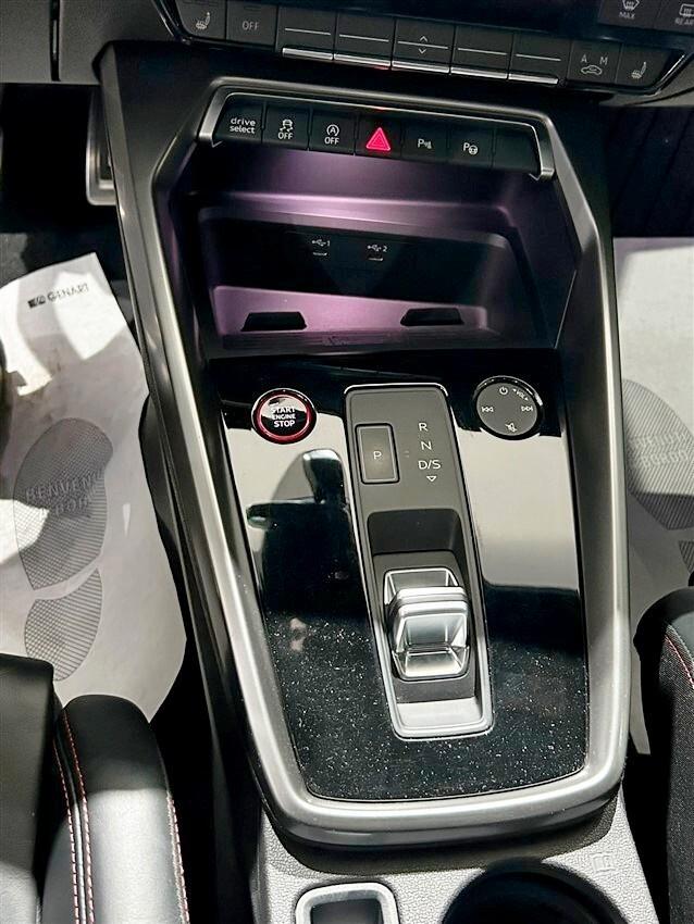Audi RS3 Sportback 2.5 tfsi quattro s-tronic