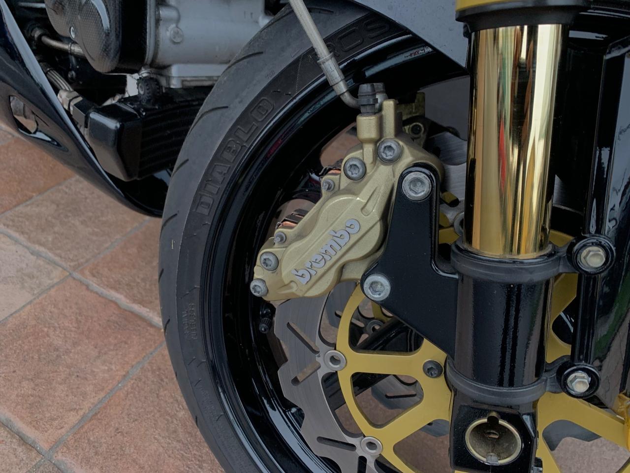 Ducati Monster S4R PARAFANGO CARBONIO PEDANE SPORTIVE