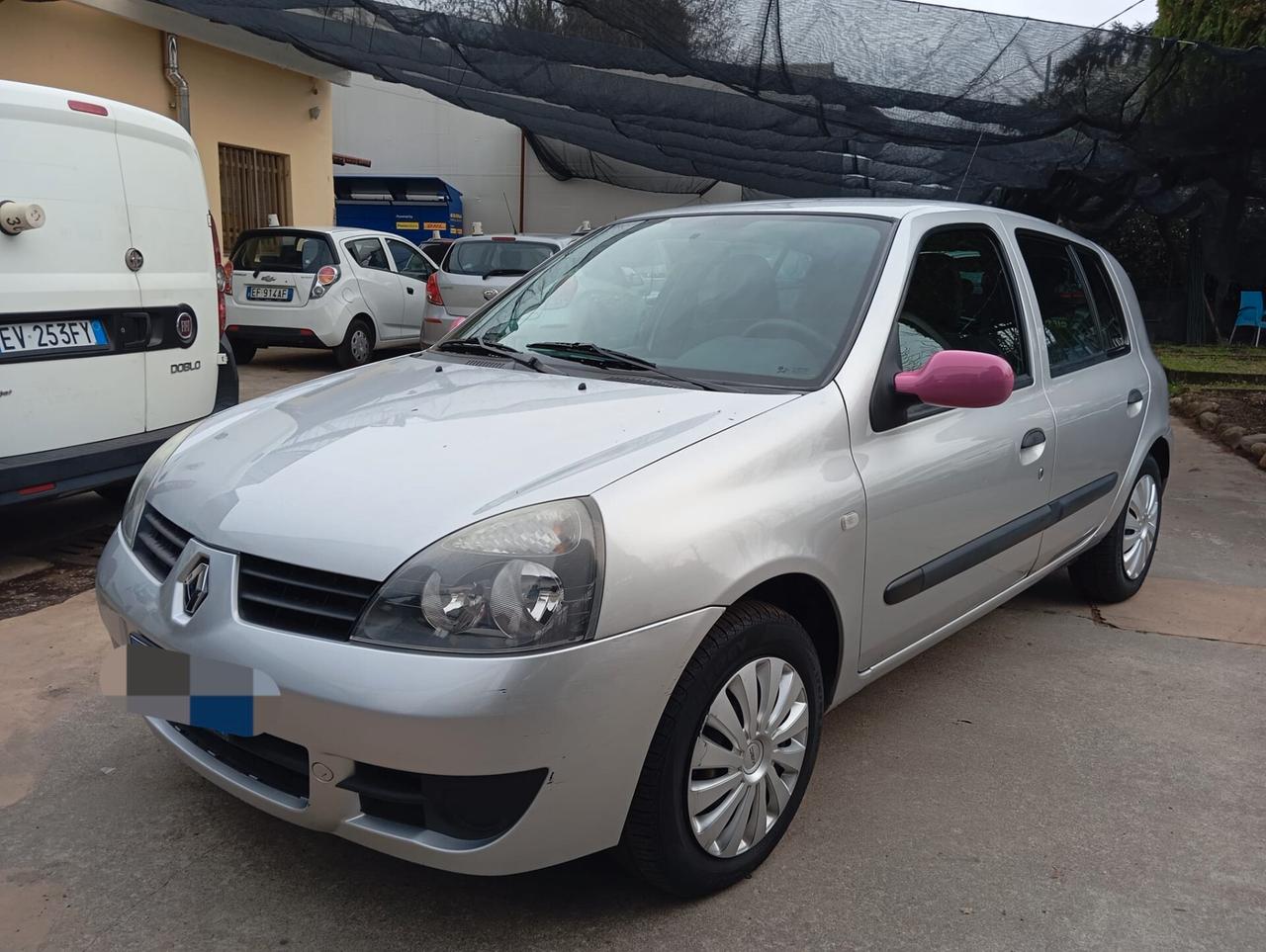 Renault Clio 1.2 16V 5 porte Dynamique