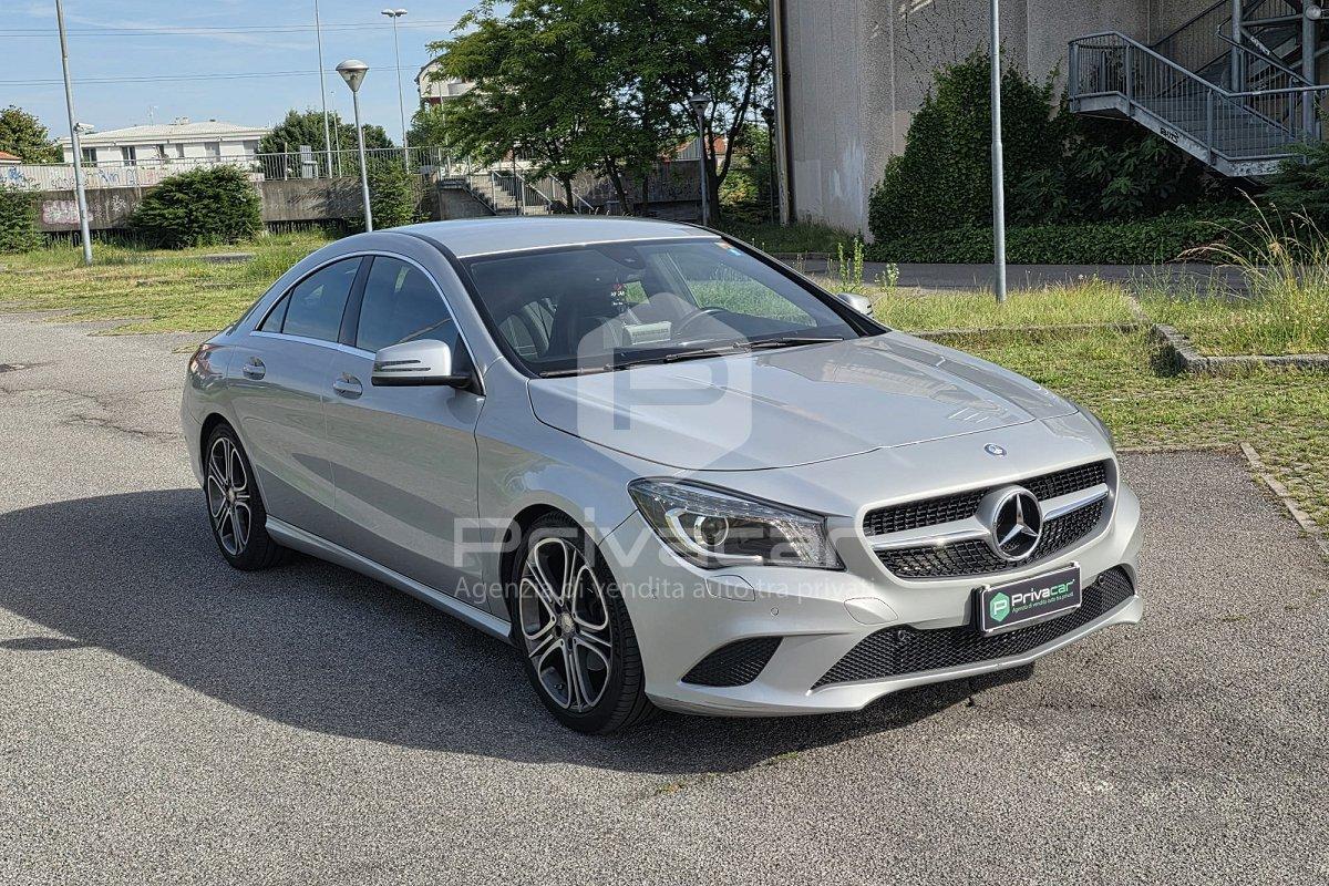 MERCEDES CLA 220 d Automatic Premium Dark Night