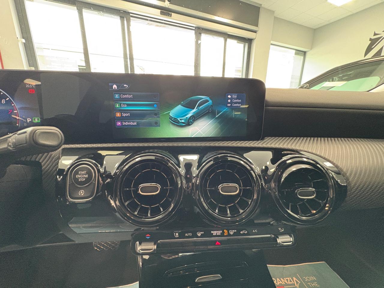 Mercedes A 180 1.4 benzina 136cv 2023 km 91000