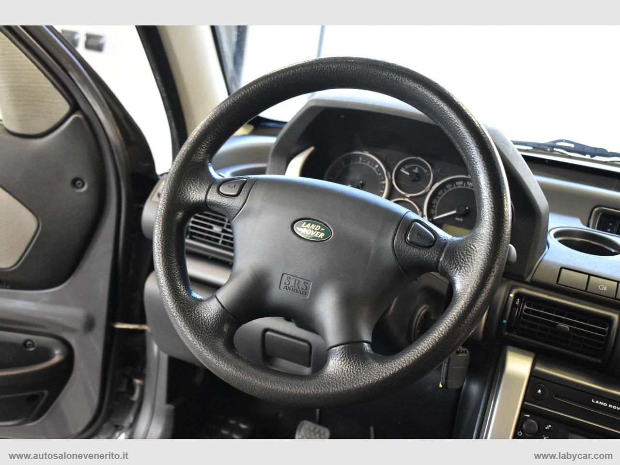 LAND ROVER Freelander 2.0 Td4 3p. Softback S