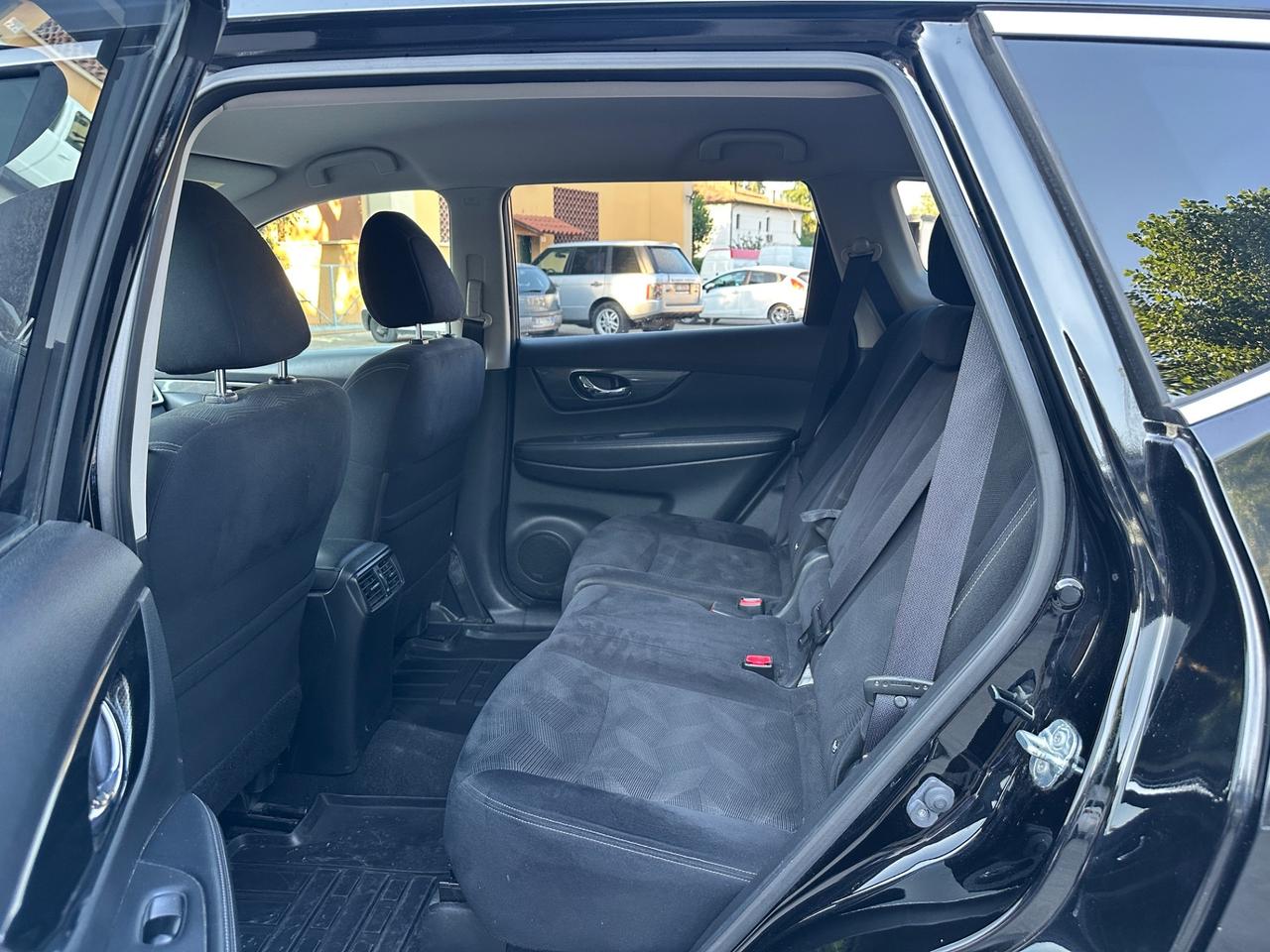 Nissan X-Trail 1.6 dCi Tekna solo 140mila km + gancio