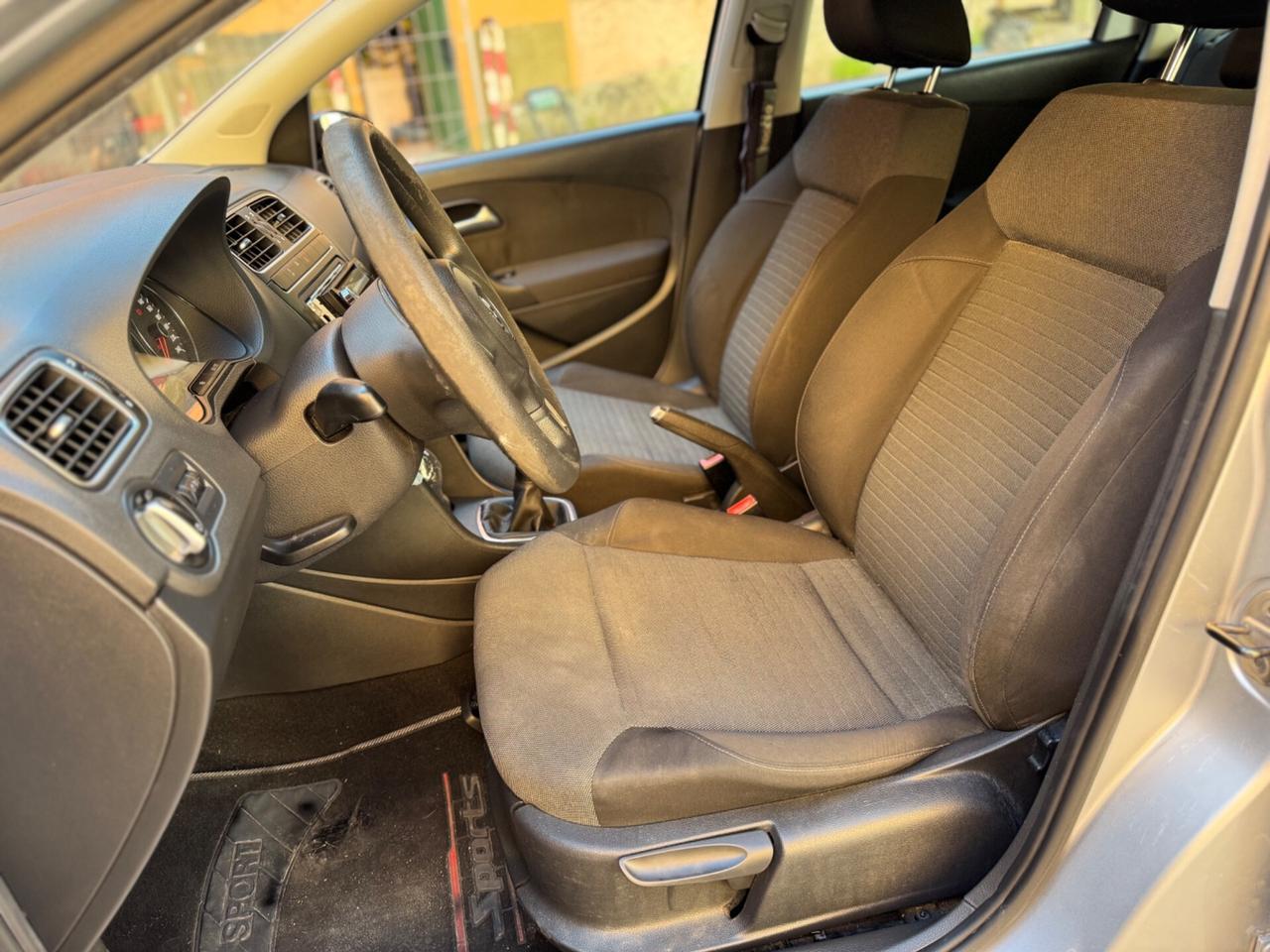 VOLKSWAGEN POLO 1.6 TDI 75CV 5.P EURO5B. GARANZIA 12 MESI