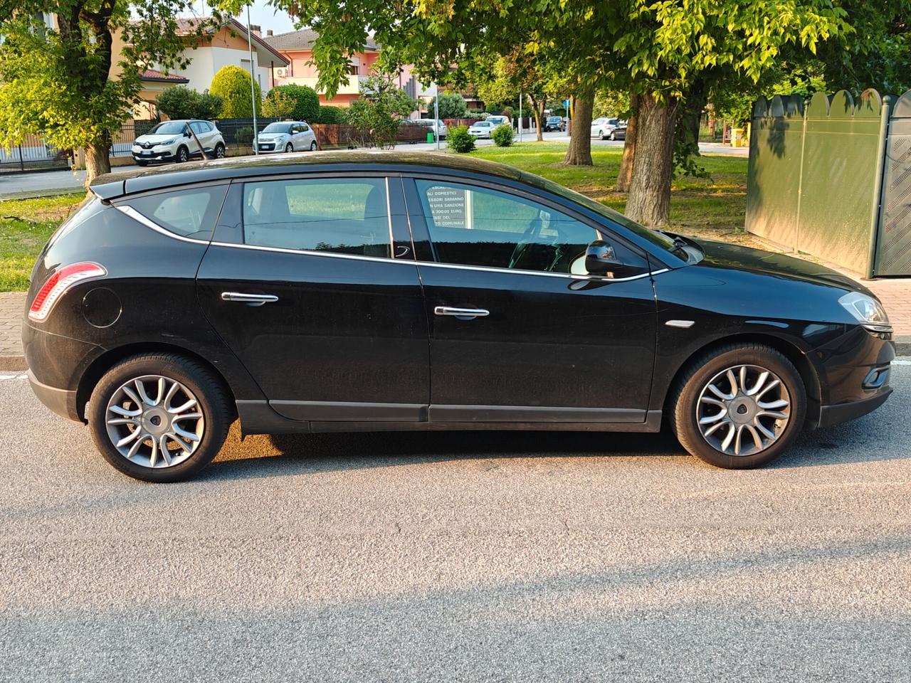 Lancia Delta 1.4 GPL - NEOPATENTATI