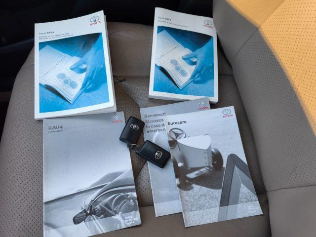 TOYOTA RAV 4 MY23 2.2 D-Cat A/T 150 CV Luxury Automatic Pelle