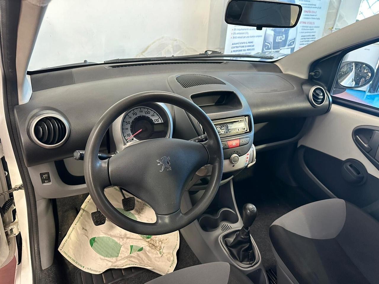 Peugeot 107 1.0 68CV 3p. Sweet Years