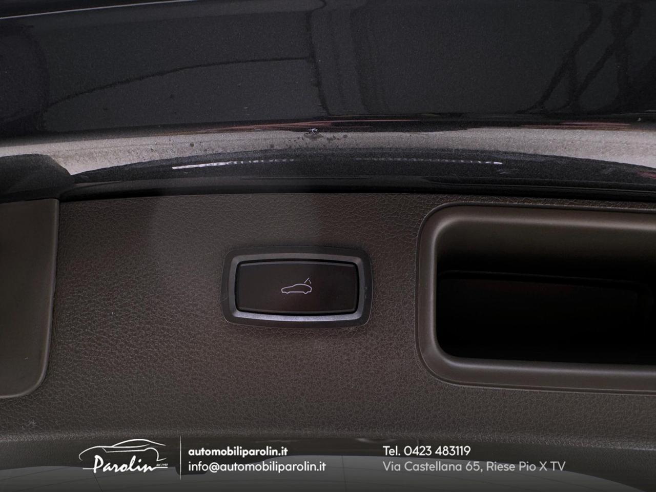 Porsche Macan 2.0 245cv pdk Tetto-Black pack