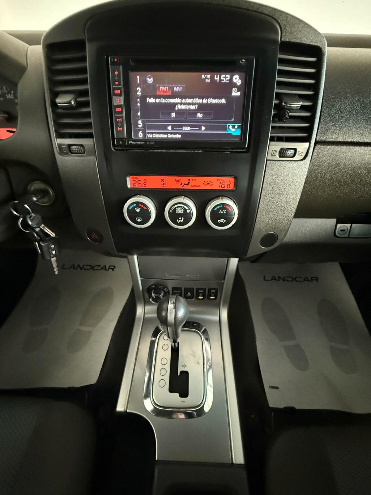 Nissan Navara 2.5 dCi 190CV Double Cab LE HARD TOP