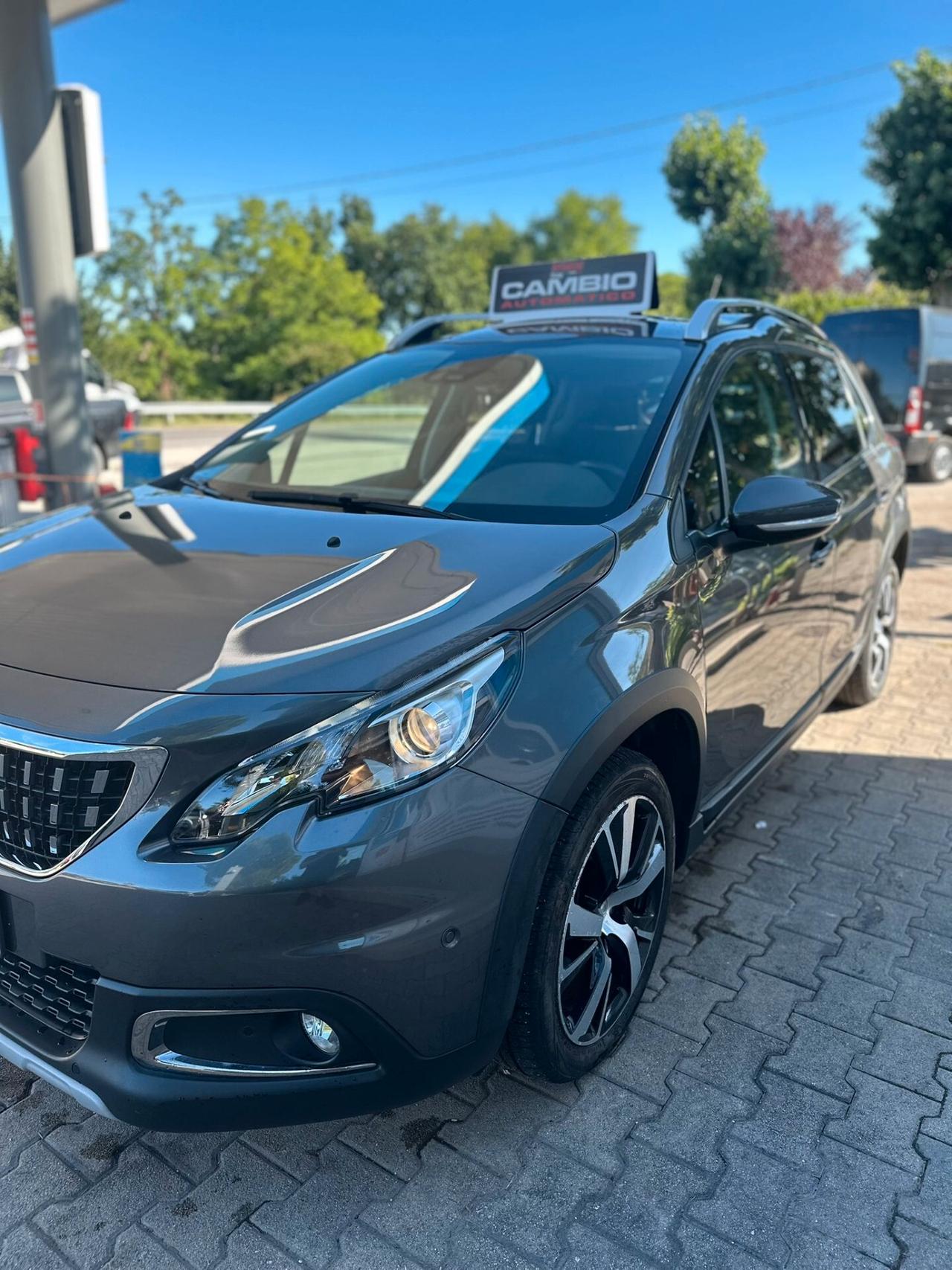 Peugeot 2008 PureTech Turbo 110 EAT6 S&S Black Matt