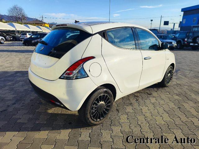 LANCIA Ypsilon 1.0 FireFly 5 porte S&S Hybrid Ecochic Gold