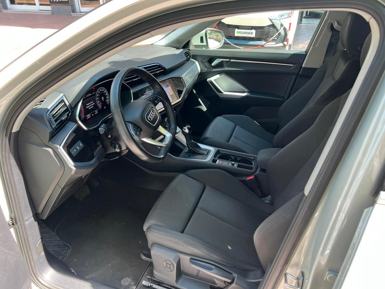 Audi Q3 SPB 35 TFSI S tronic Business Plus