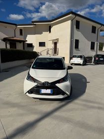 Toyota Aygo 1.0 VVT-i 69 CV 5 porte x-cite TSS MMT