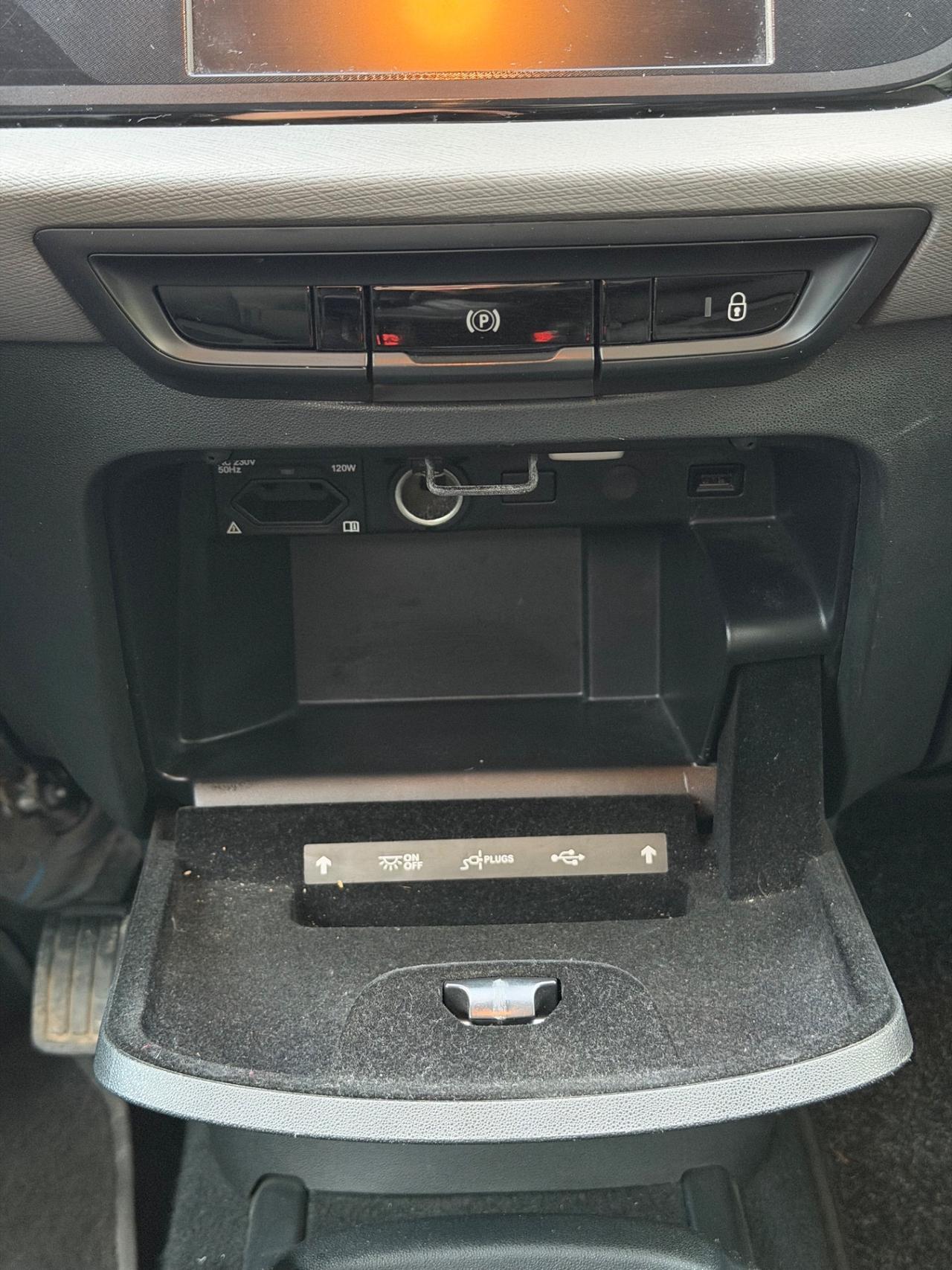 Citroen C4 SpaceTourer- 1.5D- Neopatentati-7posti