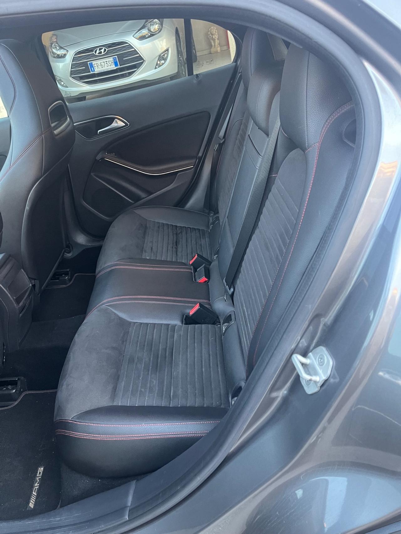 Mercedes-benz GLA 200 d Automatic 4Matic Premium