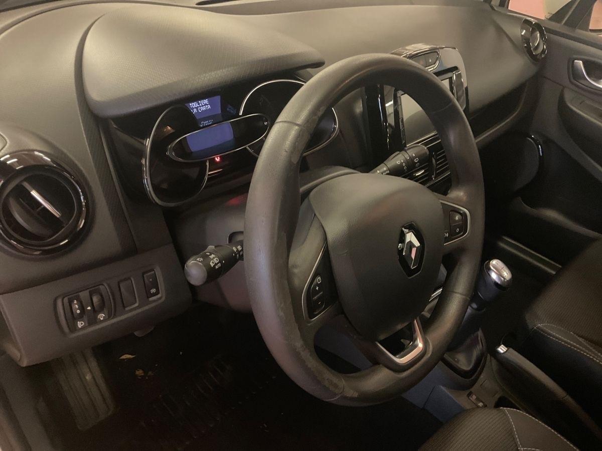 Renault Clio dCi 8V 90CV Start&Stop 82gr 5 porte OK NEOPATENTATI