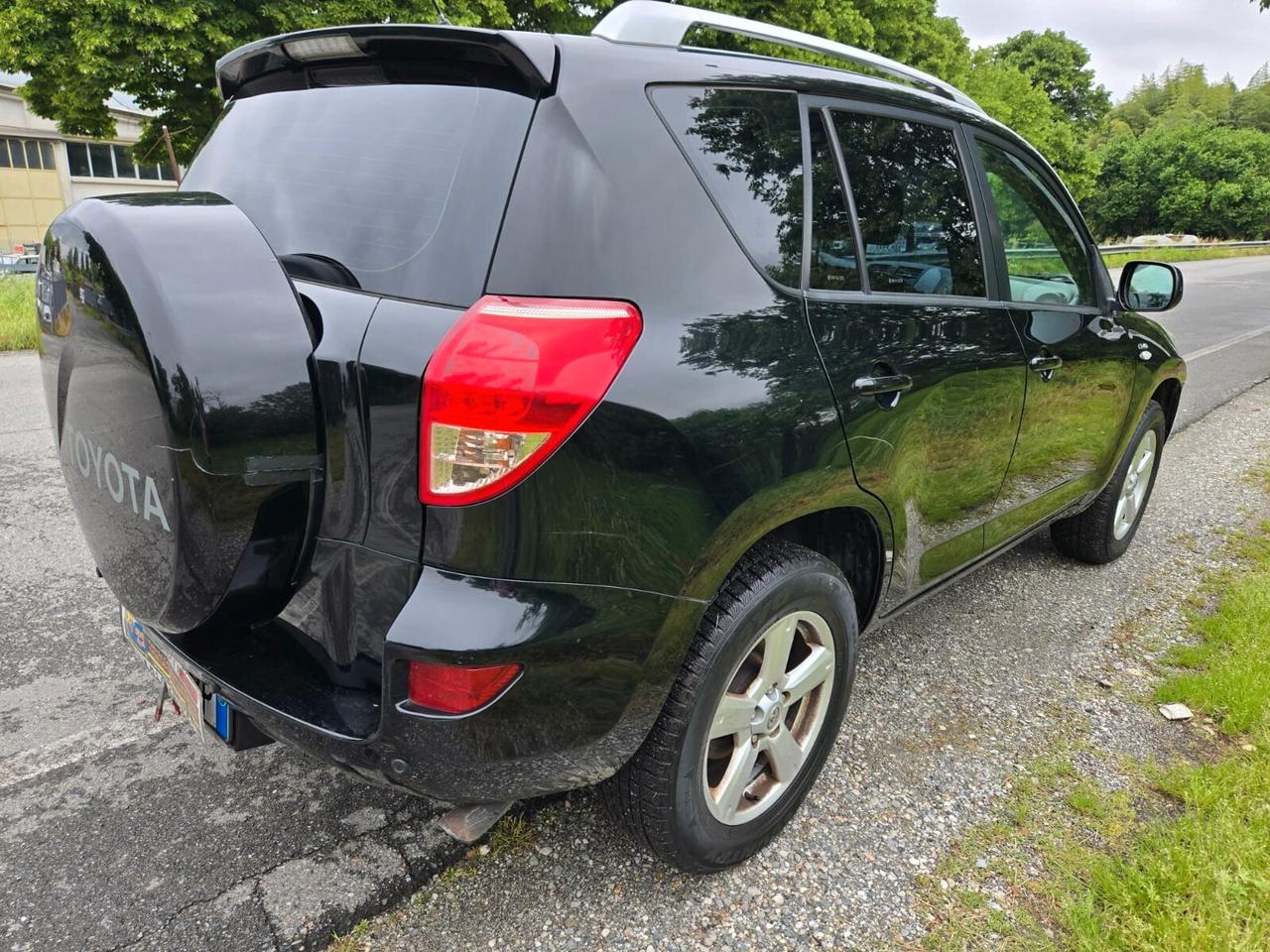 Toyota RAV 4 RAV4 2.2 D-4D 136 CV