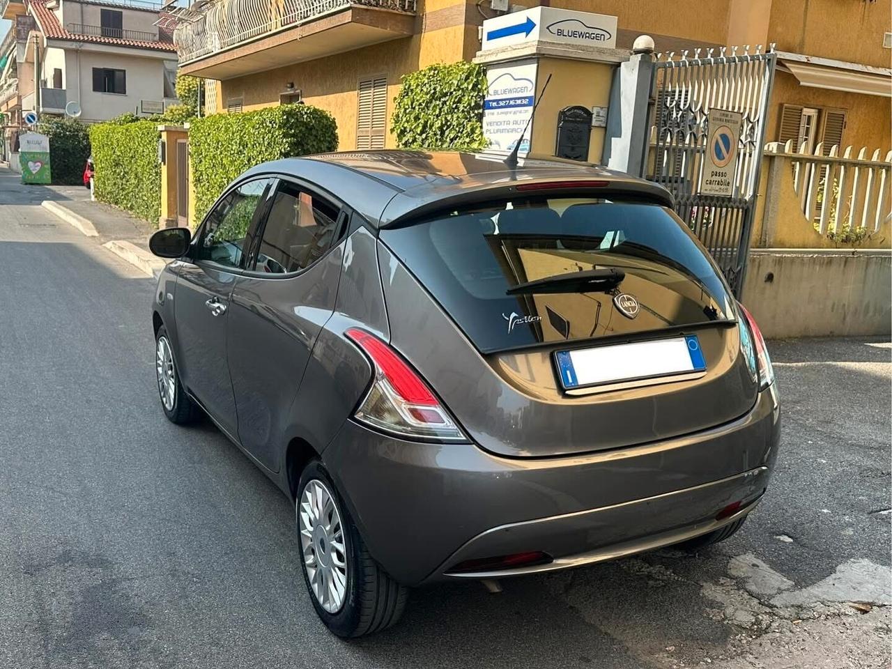 Lancia Ypsilon 1.2 69 CV 5 porte Gold