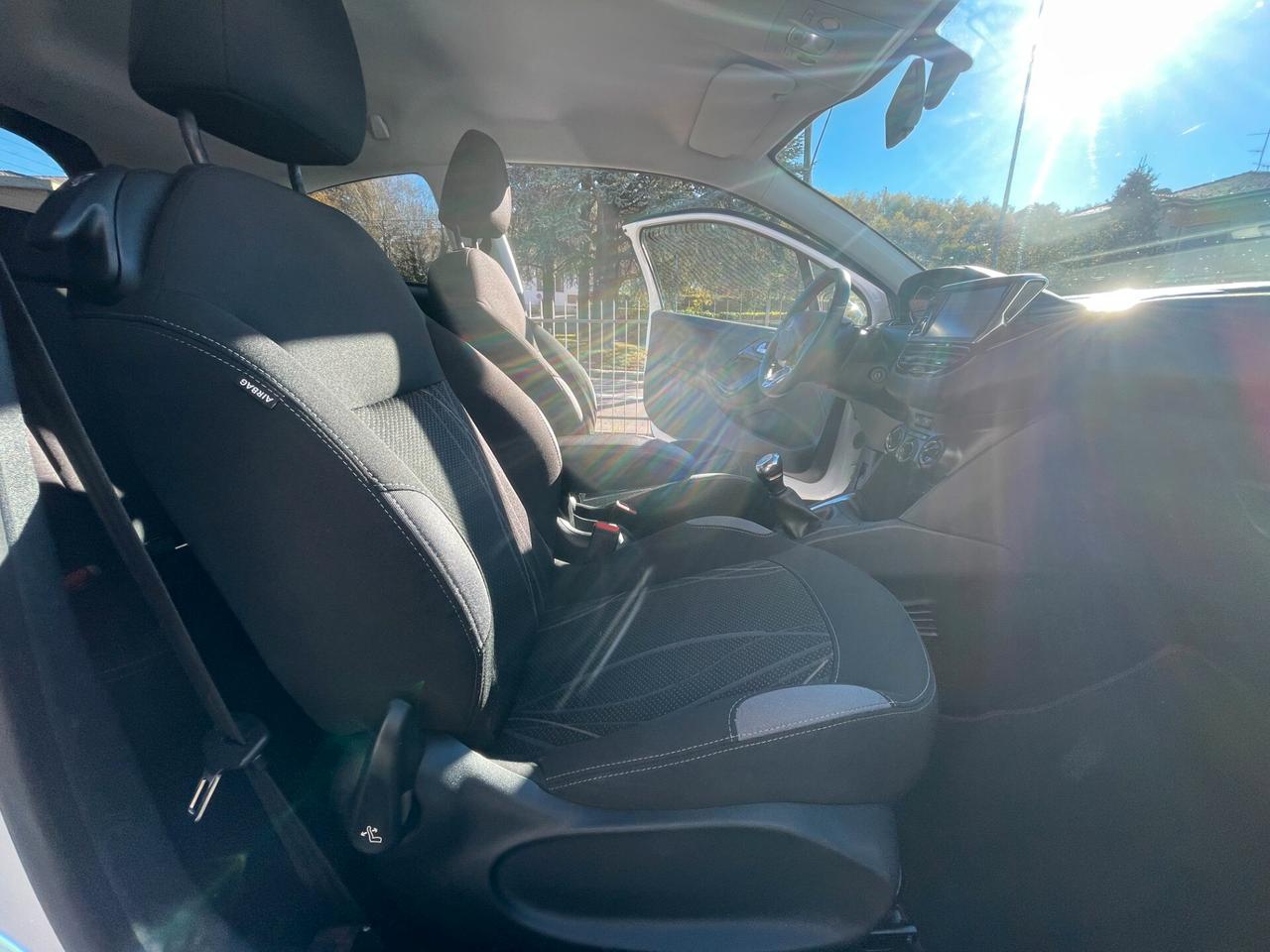 Peugeot 208 1.2 VTi 82 CV 3 porte Serie Speciale S