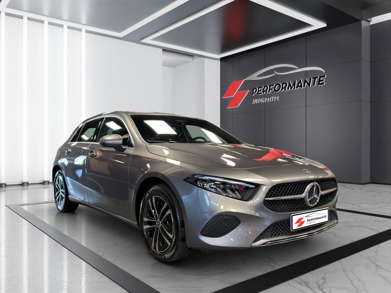 Mercedes A 250 e Plug-In-Hybrid Progressive Advanced Speedshift DCT AMG 8G