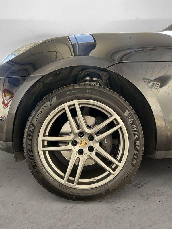 Porsche Macan 2.0