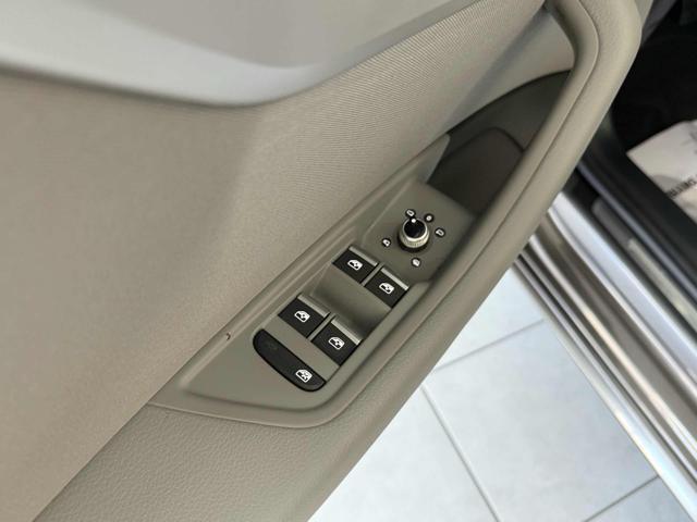 AUDI A4 Avant 30 TDI/136 CV S tronic Business Advanced