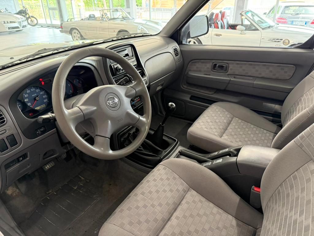 Nissan Cab Double Cab Double Cab 2.5 td 133cv