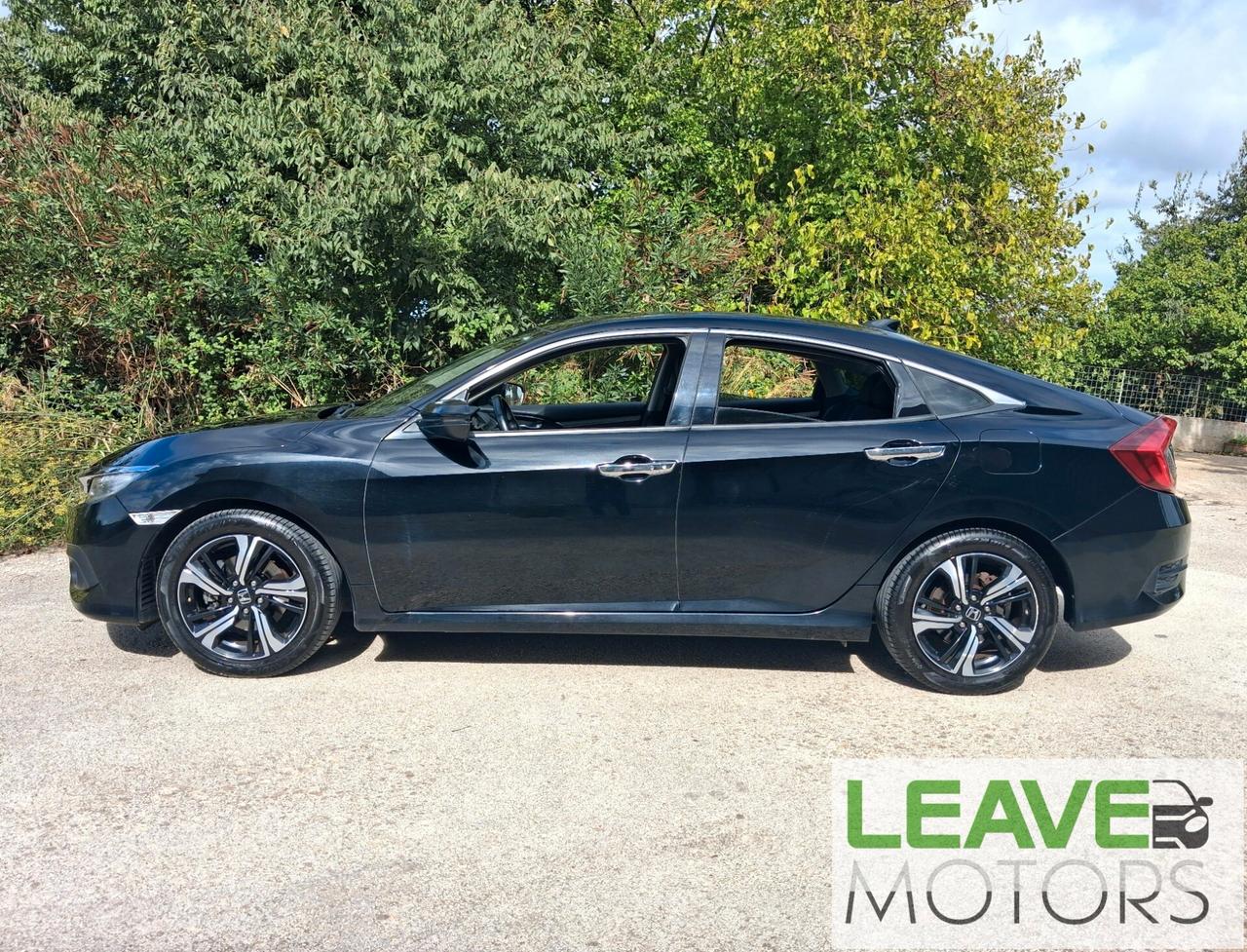 Honda Civic 1.6 Executive (M1598)