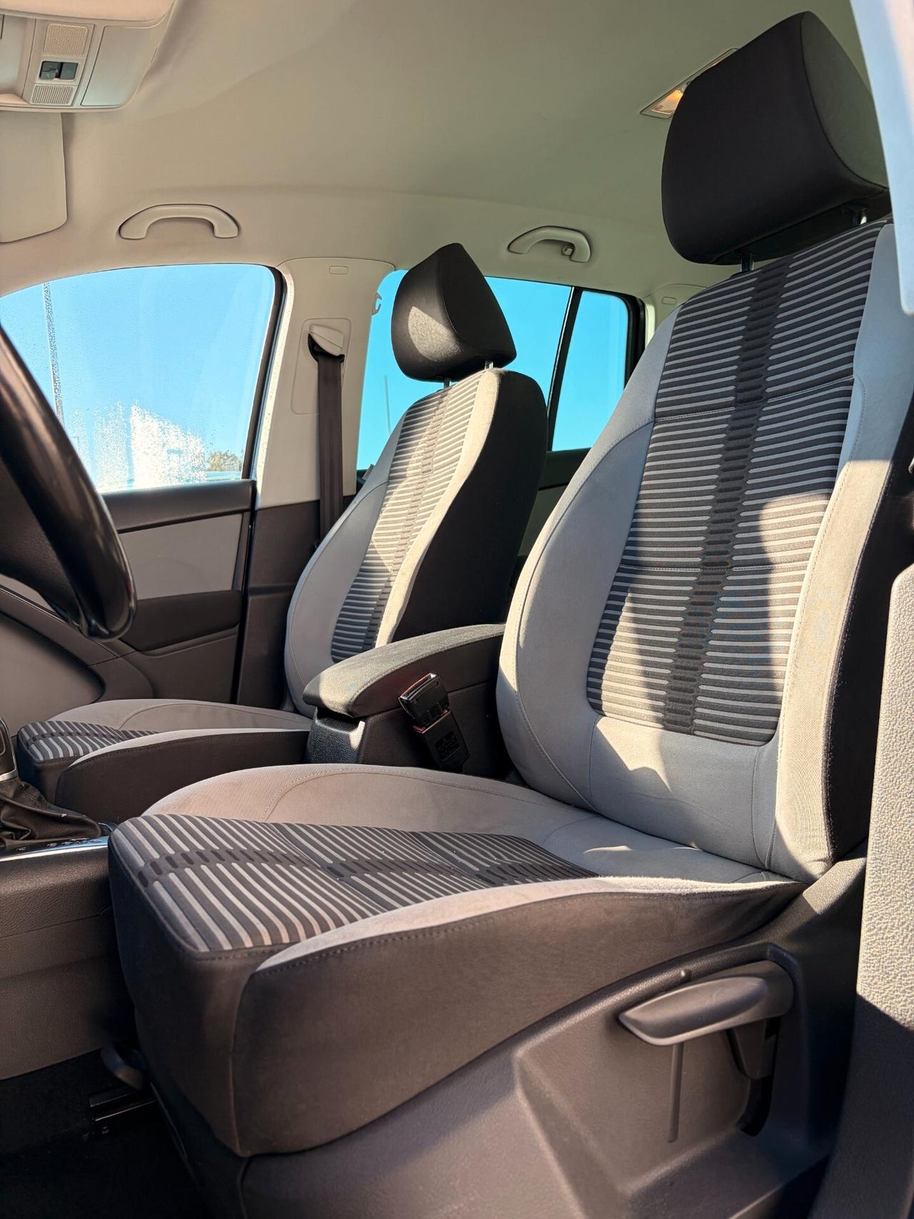 Volkswagen Tiguan 2.0 TDI DPF 4MOTION DSG Sport & Style