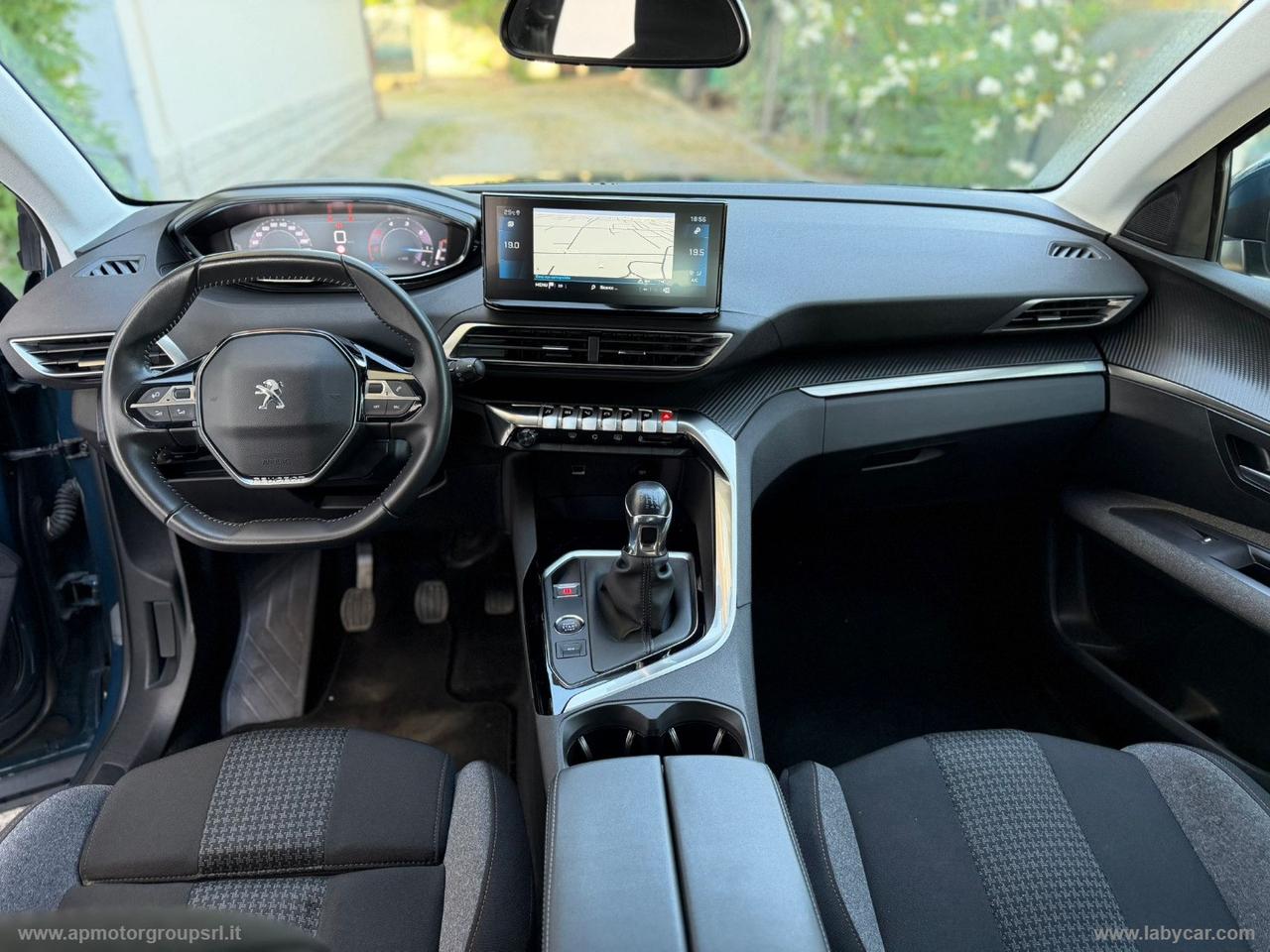 PEUGEOT 3008 BlueHDi 130 S&S Active Pack