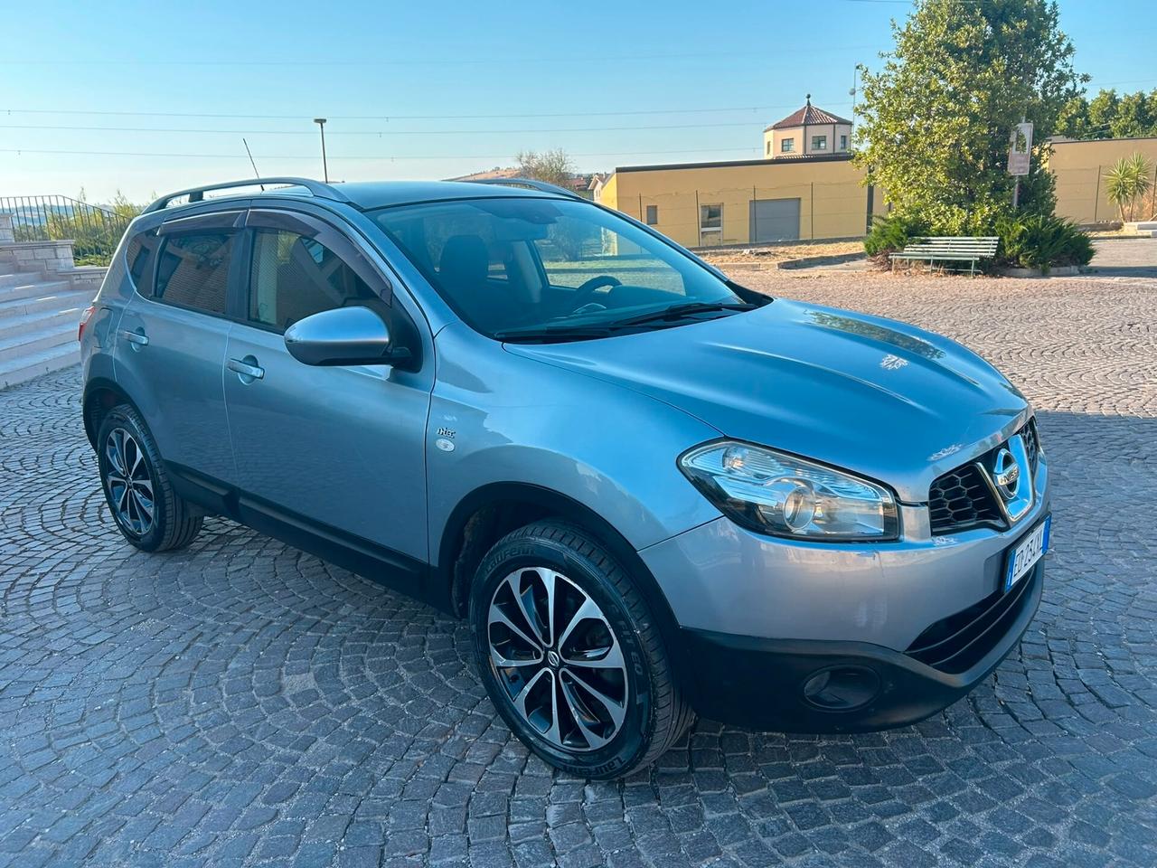 Nissan Qashqai 2.0 dCi DPF Tekna 4x4