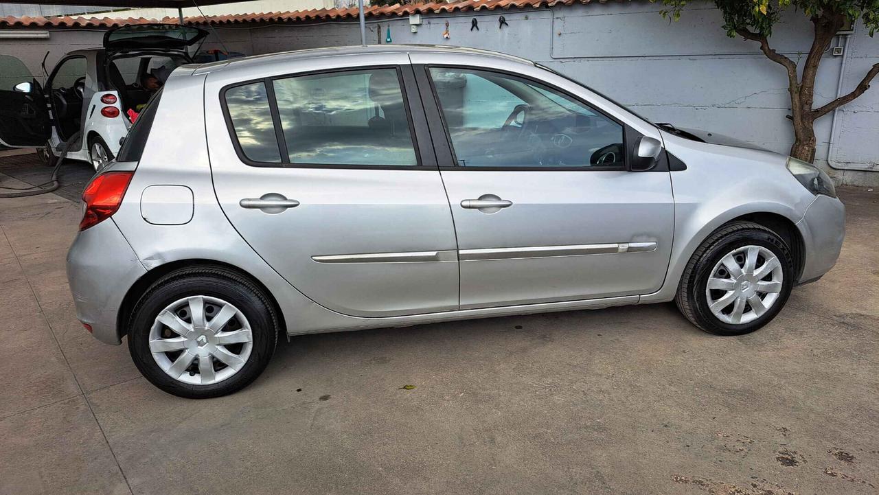 Renault Clio 1.2 Benzina 5 porte Dynamique