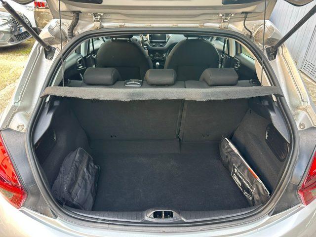 PEUGEOT 208 1.2 GPL PureTech 82 5p. Allure
