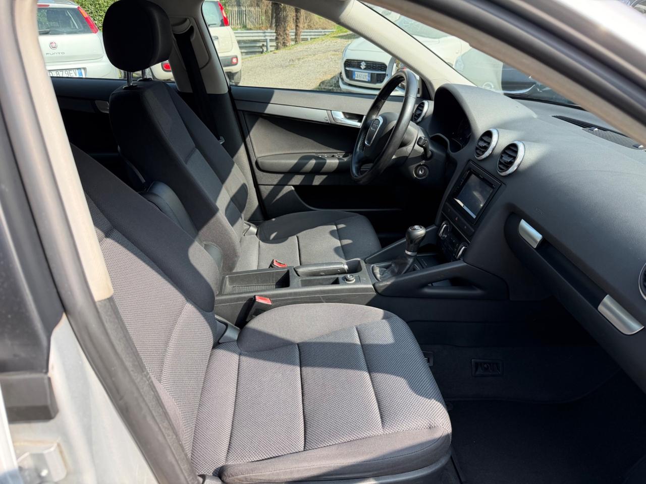 Audi A3 SPB 1.6 BENZINA Attraction