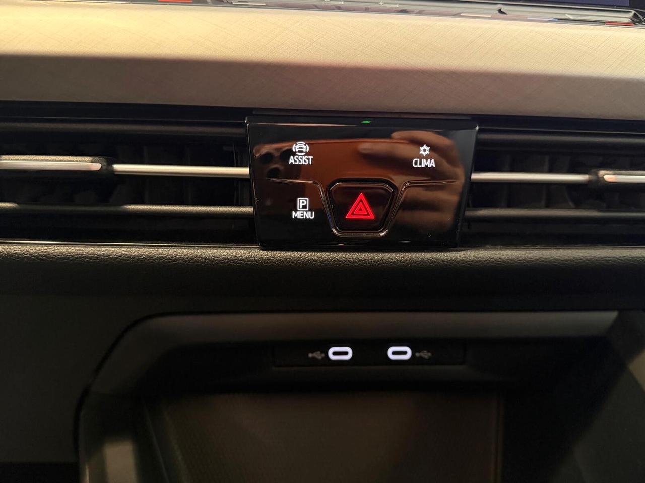 VOLKSWAGEN GOLF VIII STYLE 2.0 TDI 115CV CARPLAY OK NEOPATENTATI ANNO 2022