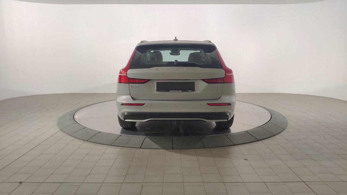 VOLVO V60 B4 Mild Hybrid (D) Automatico Plus Dark