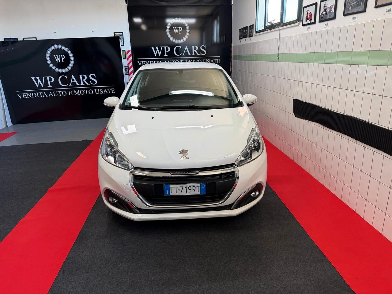 Peugeot 208 PureTech 82 Stop&Start 5 porte Signature