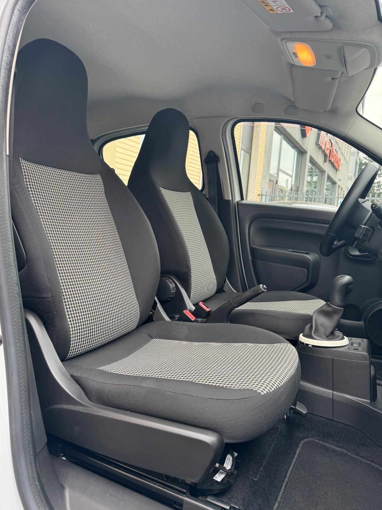 Renault Twingo SCe Life NEOPATENTATI