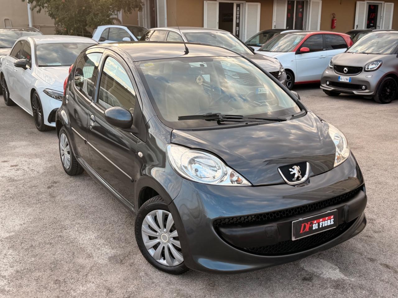 Peugeot 107 1.0 68CV CAMBIO AUTOMATICO SWEET YEARS
