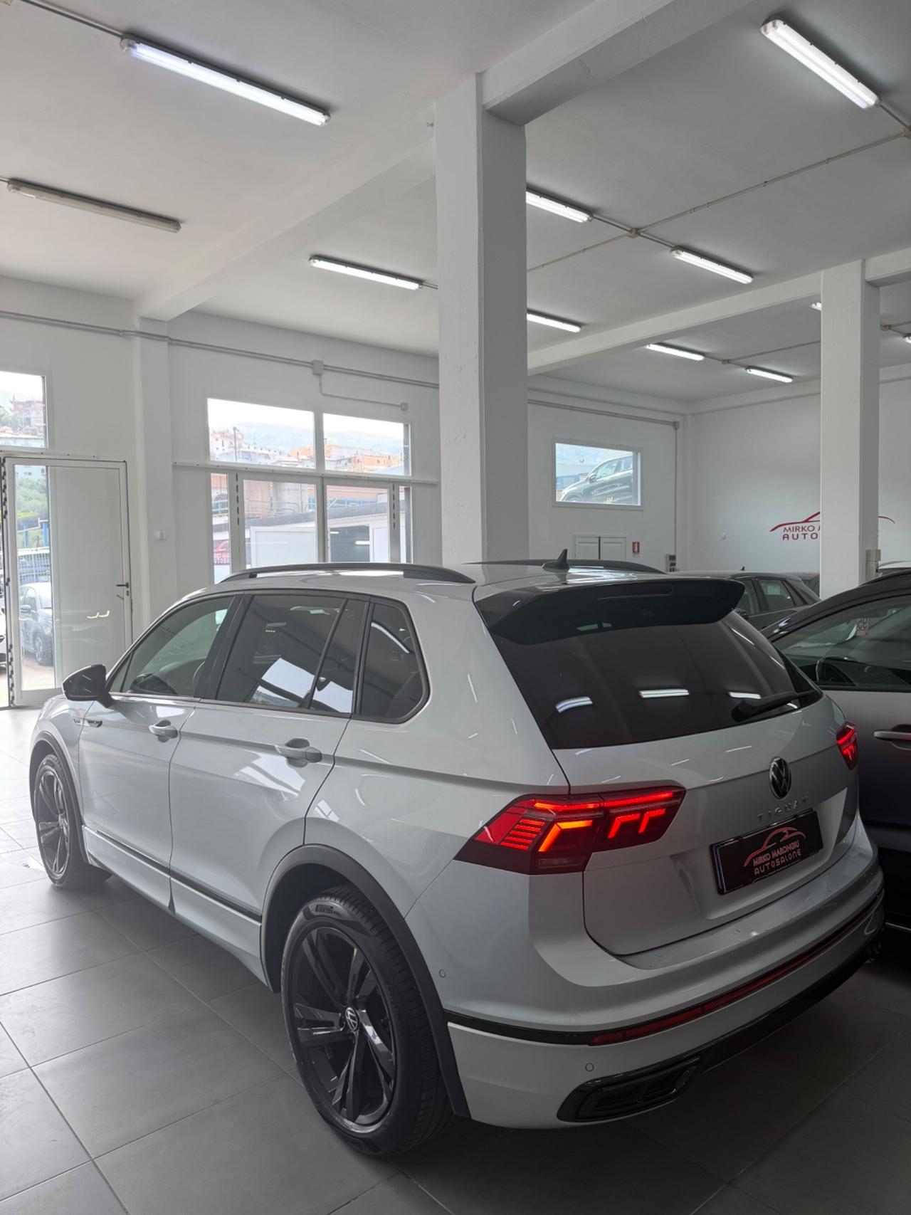 VW Tiguan 2.0 150 CV DSG R-Line FINANZIABILE