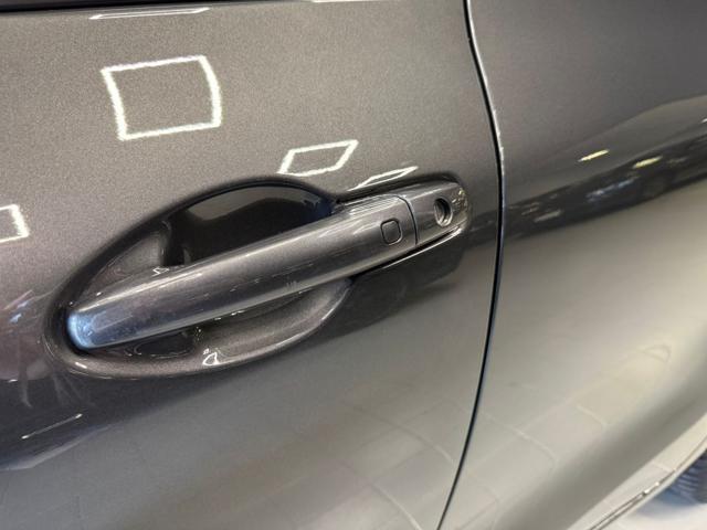 SUZUKI Swift 1.2 Hybrid 4WD AllGrip Top