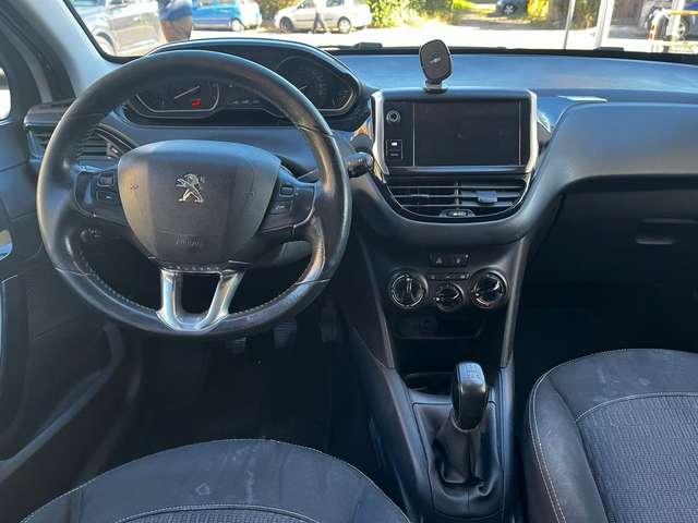 Peugeot 208 208 I 5p 1.2 puretech Active 82cv