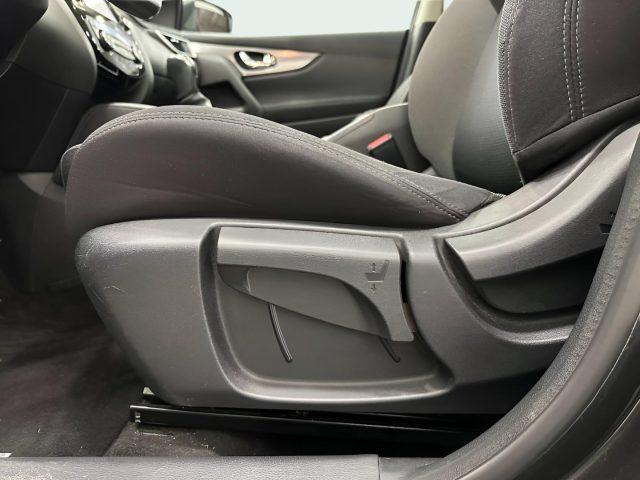 NISSAN Qashqai 1.2 X-Tronic N-Connecta - UNIPR. - Keyless - Cam