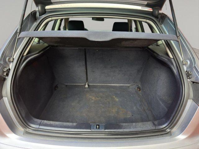 AUDI A3 1.6 16V FSI Attraction