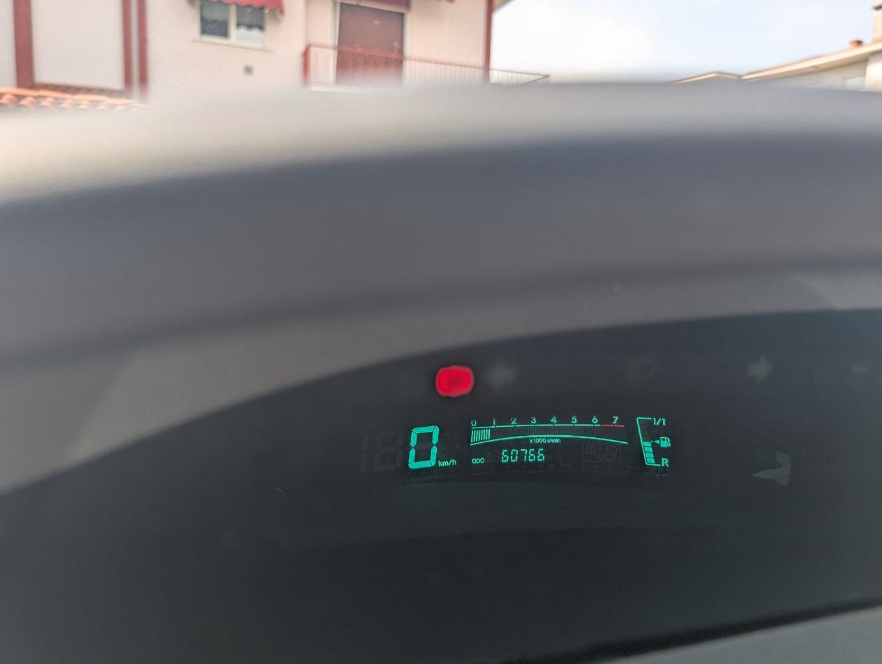 Toyota Yaris 5P 1.0 km 59.999 Neopatent. benzina Sol