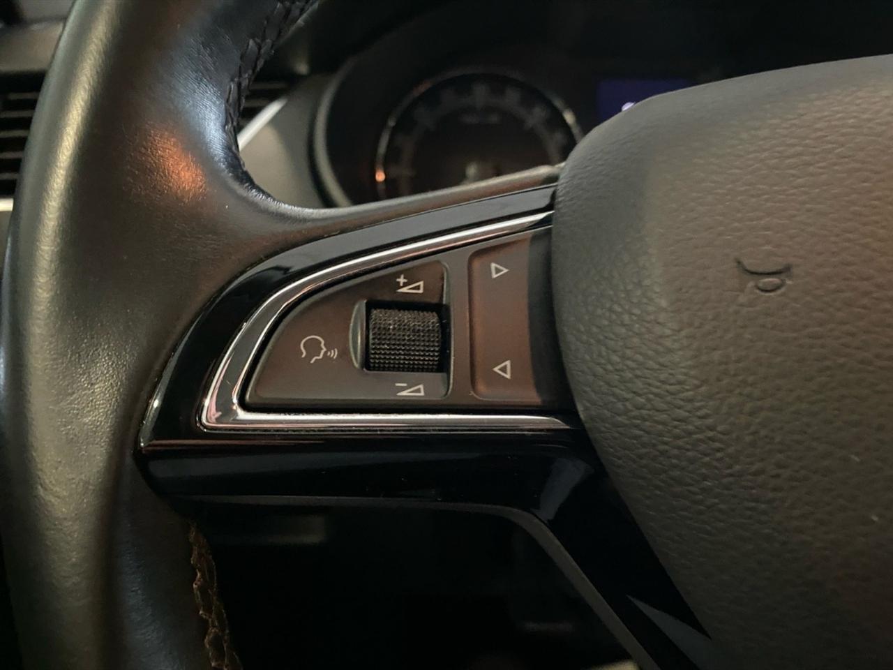 Skoda Octavia 2.0 tdi cr 4x4 dsg wagon executive