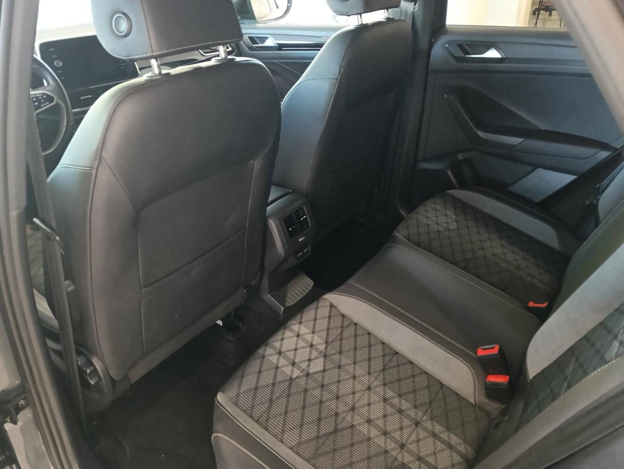 Volkswagen T-Roc 1.0 TSI R-Line