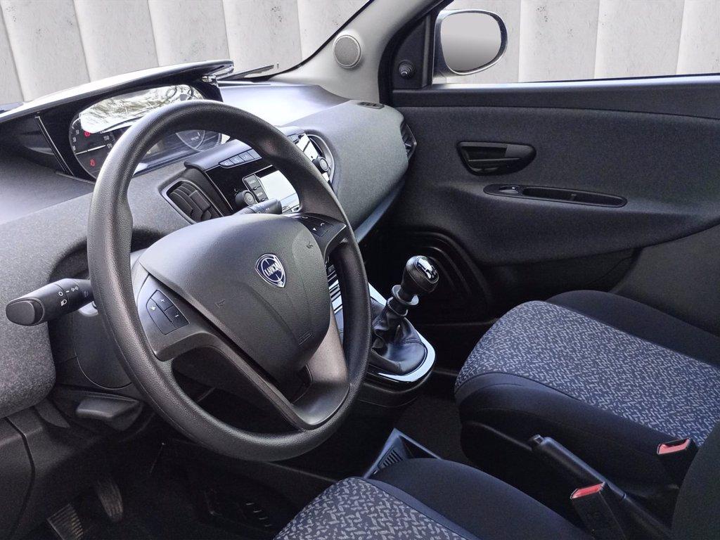 LANCIA Ypsilon 1.0 firefly hybrid Silver s&s 70cv del 2020